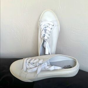 Never worn slip on sneakers!